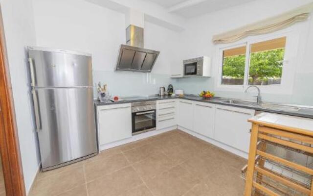 Villa Ambient / Sa Finqueta