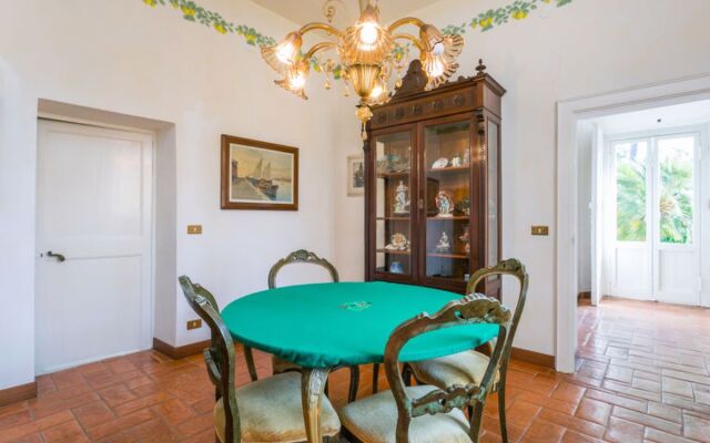 Villa La Guardia Vecchia 28137