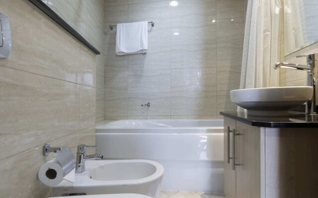 Charming & Spacious Apt in Dubai Marina - Fits 5