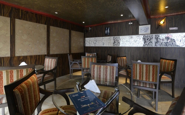 OYO 2068 Hotel La Grace