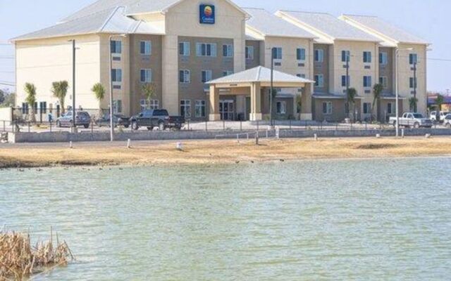 Comfort Inn & Suites Lakeside