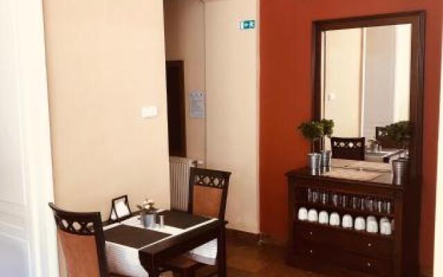 Átrium Panzió Hotel