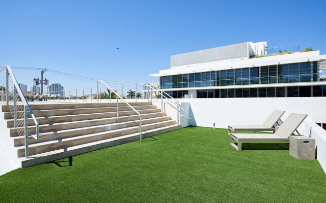 Sonder - South of 5th