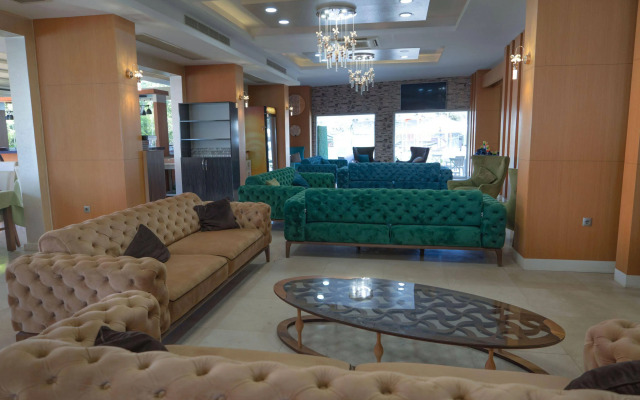 Grand Sahin's Hotel