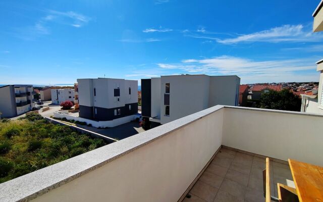 Close to Center Apartment Poly 1 G