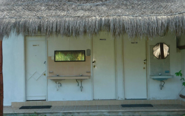 Golden Paradise Hostel
