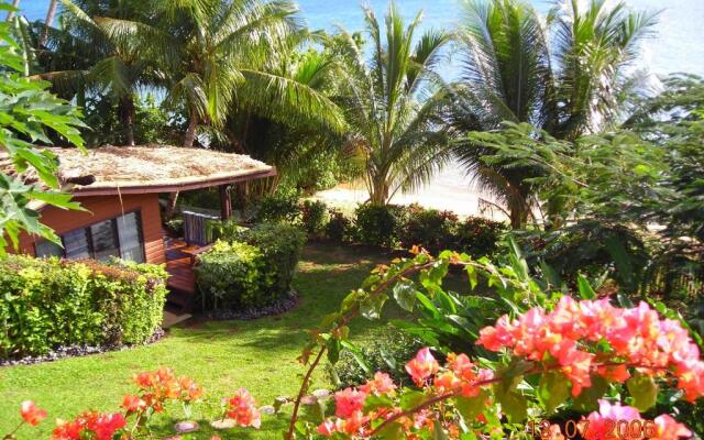 Coconut Grove Beachfront Cottages