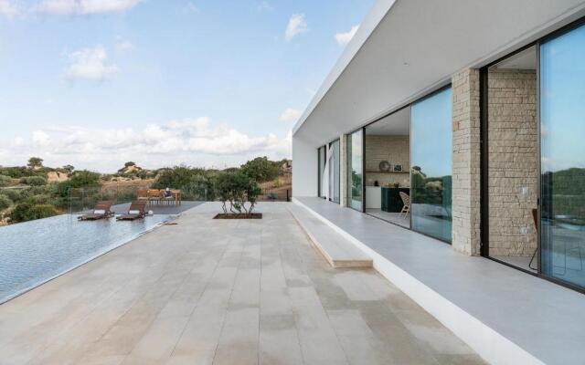 Ellas Residence fantastic pool heated
