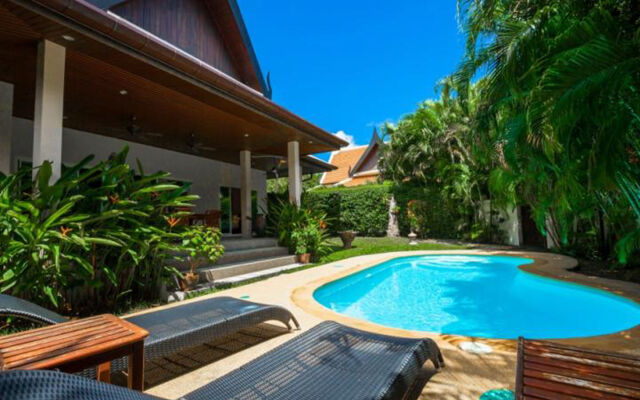 La Romanee 2 Villa by Jetta