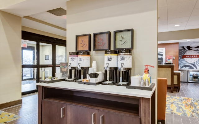 Hampton Inn St. Louis Wentzville