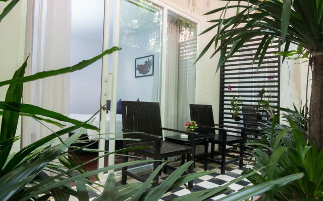 Apsara Centrepole Hotel