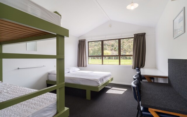 Kaiteriteri Reserve Cabins