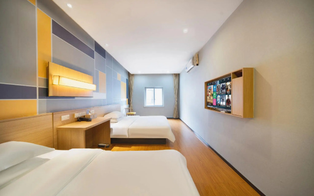 7Days Inn Chongqing Wulong City Square