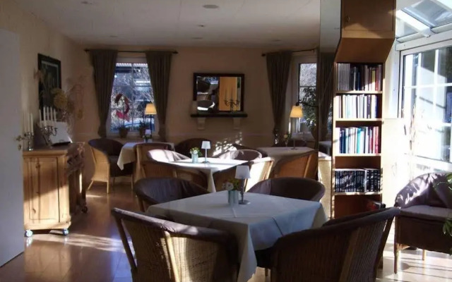 Pension & Restaurant Am Krähenberg