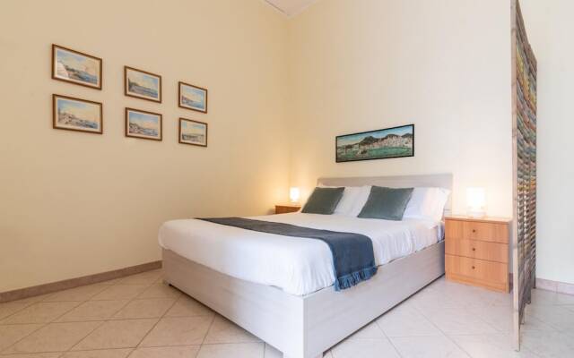 Vico Fico nel Centro di Napoli