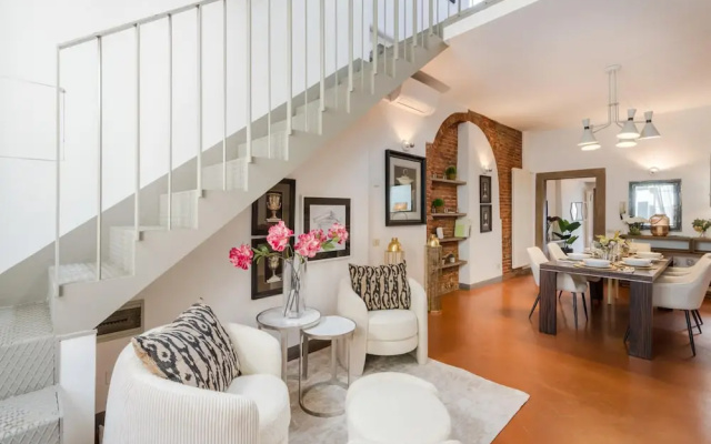 Georgia Penthouse in Lucca