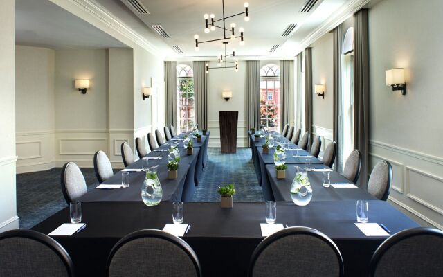 Morrison House Old Town Alexandria, Autograph Collection