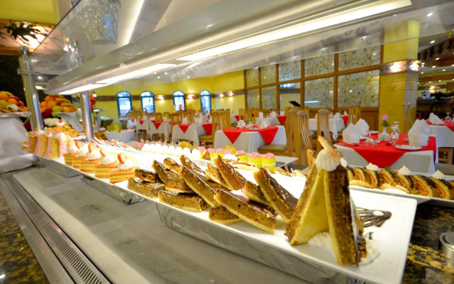 Falcon Hills Hotel