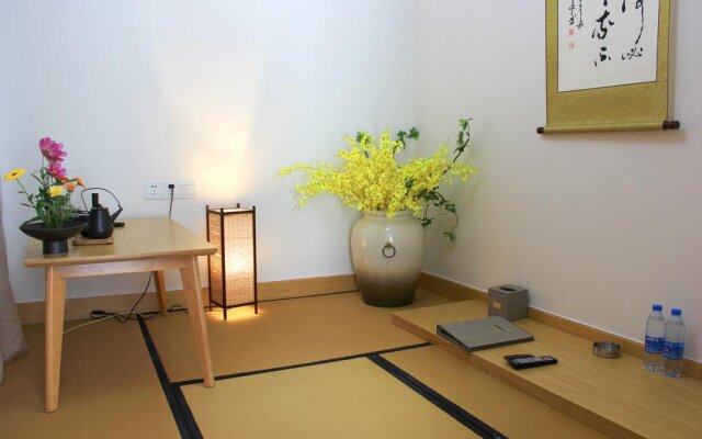 Sweet Valley Foso Hotel