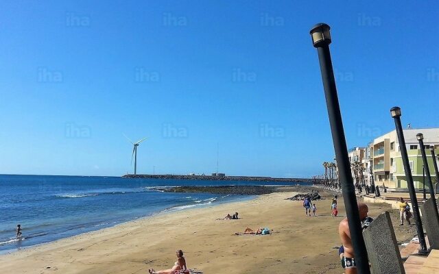 Arinaga Beach