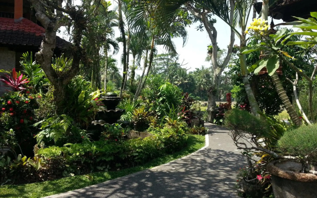 Cendana Resort & Spa