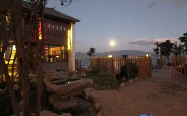 Rujia Inn