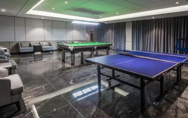 Guofeng Hotel