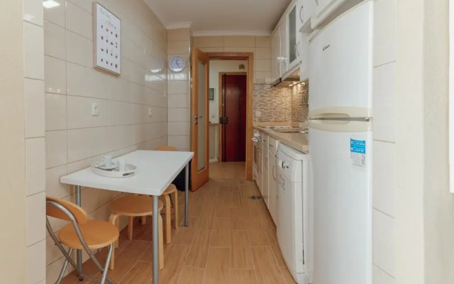 Bright Apartment by Homing