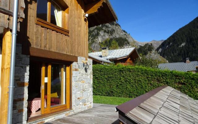 Appartement Champagny-en-Vanoise, 6 pièces, 12 personnes - FR-1-464-19