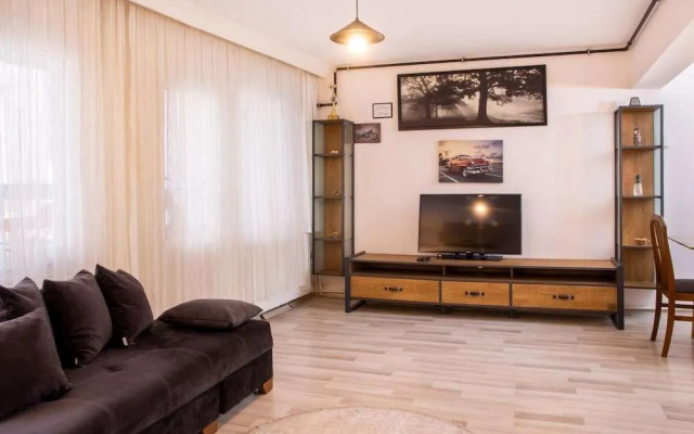 Chic And Convenient Flat In Izmir