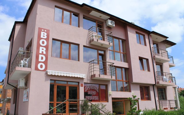 Family Hotel Bordo House