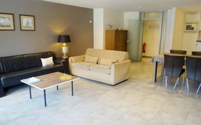 Apartment in Nieuwpoort With a Central Location