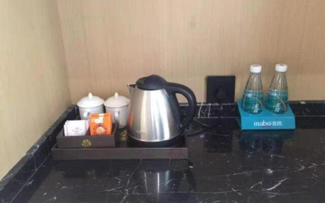 Kunshan Hotel (Shenzhen Henggang subway station )