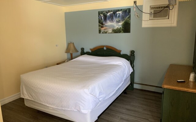 Sun Parlor Motel