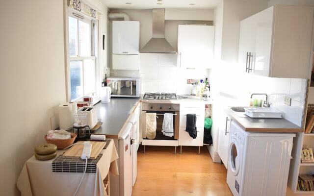 1 Bedroom Flat Sleeps 2 in Tufnell Park