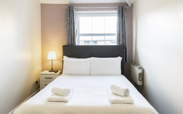 Citadel Apartments Aldgate