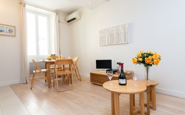 Le Cosy YourHostHelper