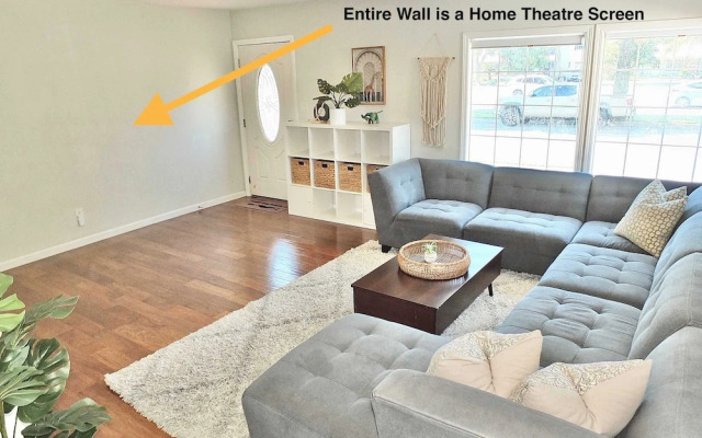 Bellflower Breeze Charming 3 BDR in Long Beach!