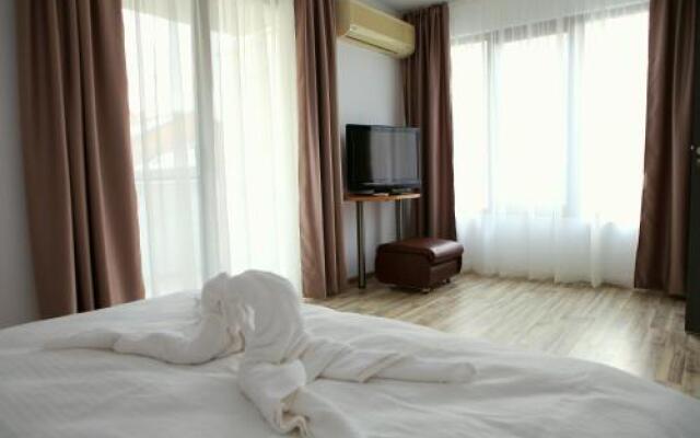 Fenix Guest House
