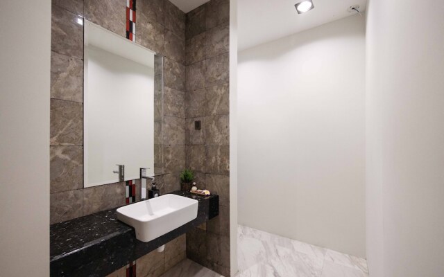 25000sqft Grand Luxe Villa PJ 13BR 42Pax