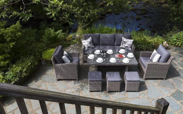 Rosewood by the River