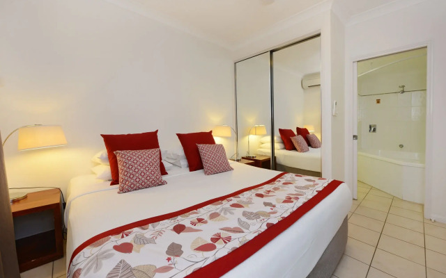 Central Plaza Port Douglas