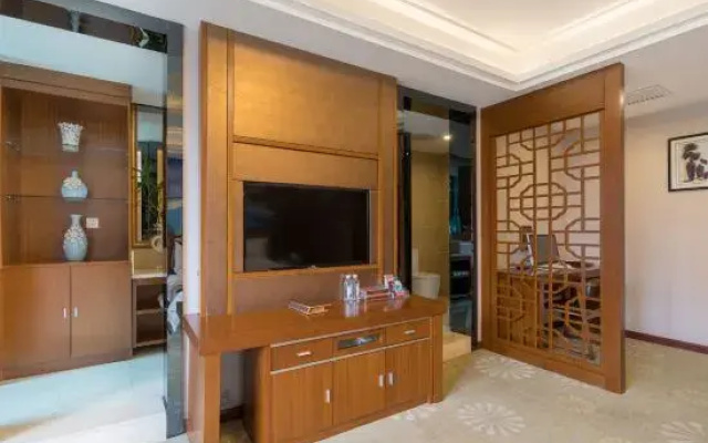 Lv Zhou Hotel