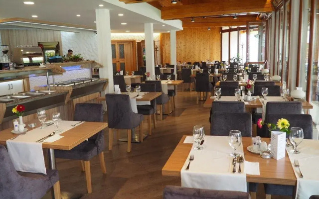 Hotel Horal