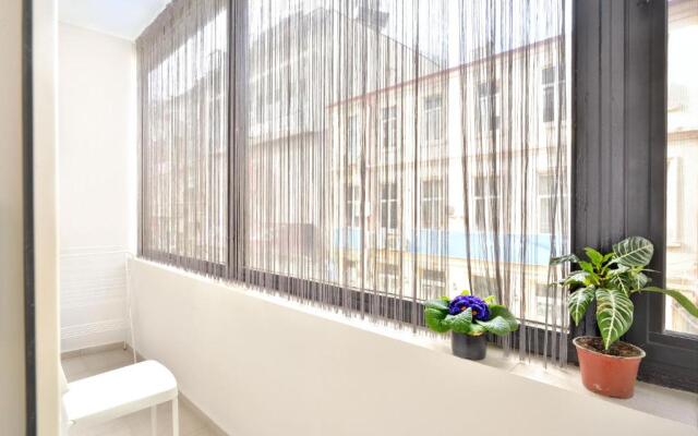 Central Studio 2