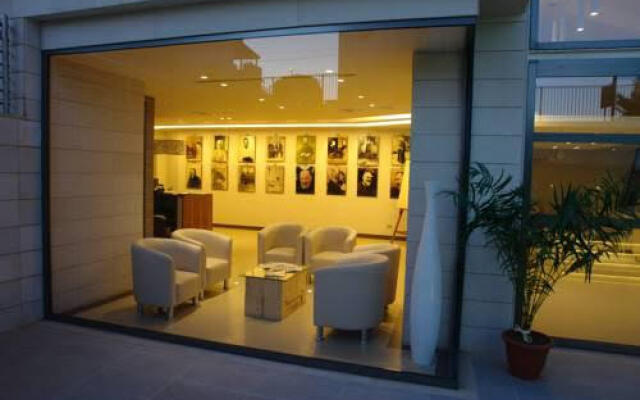 Hotel Corona