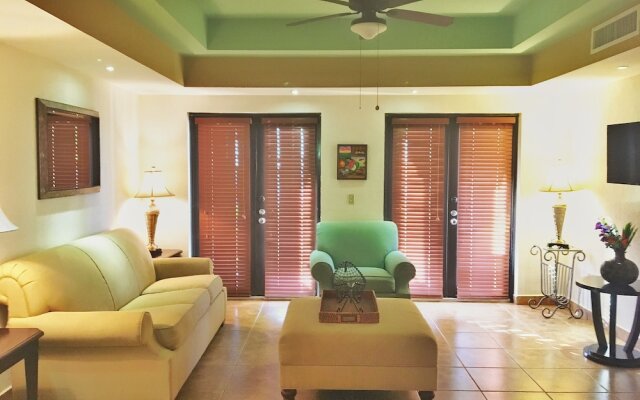 Esteli Grand Royalty Suite 114