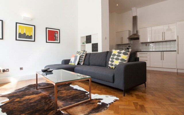 Newly Refurbished 2-bedroom Flat in Shoreditch