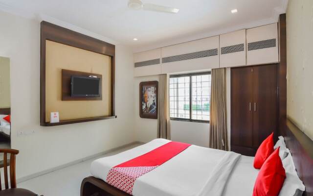 OYO 18493 Hotel Sai Sparsh