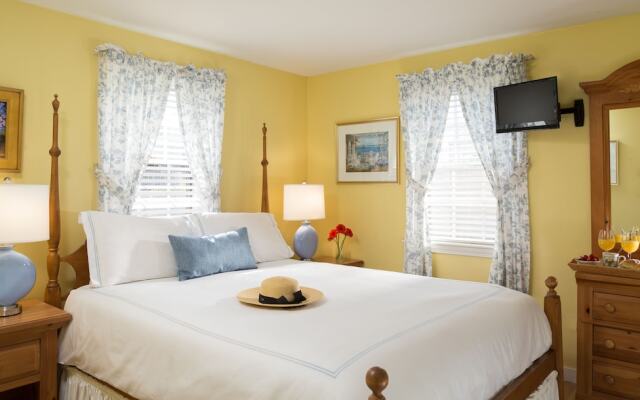 Seven Sea Street Inn